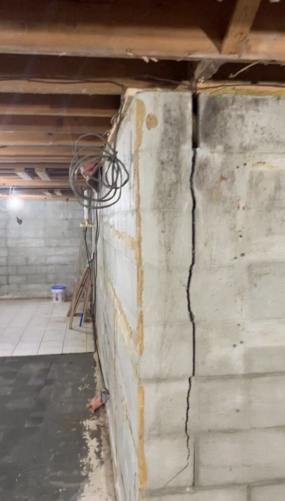 crack in basement wall